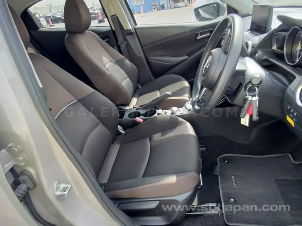 2023 Mazda Mazda 2 1.5 Sky-G Gazimağusa Satılık İkinci El | GalerimPlus - Thumbnail 2