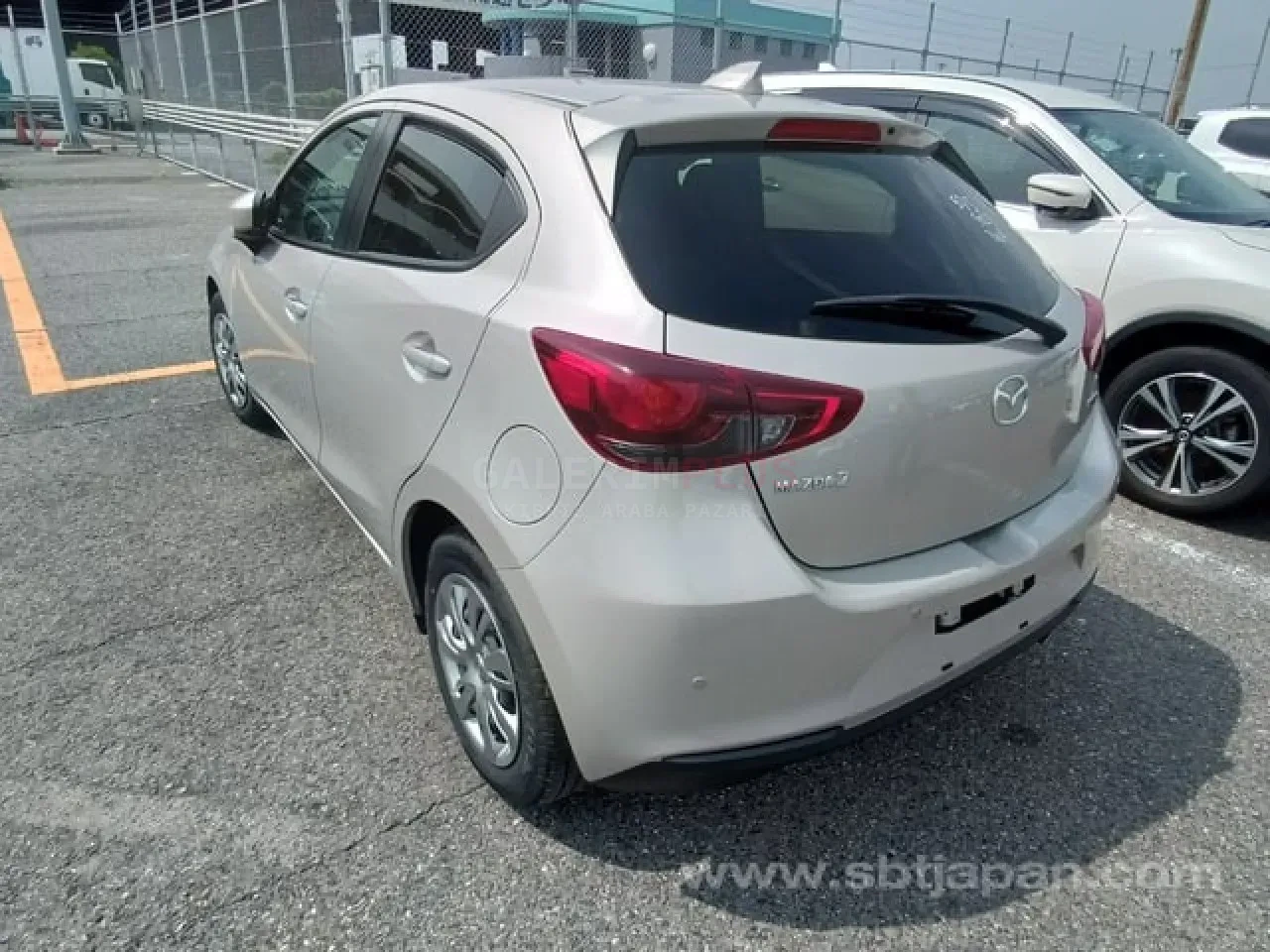 2023 Mazda Mazda 2 1.5 Sky-G Gazimağusa Satılık İkinci El | GalerimPlus - Thumbnail 4