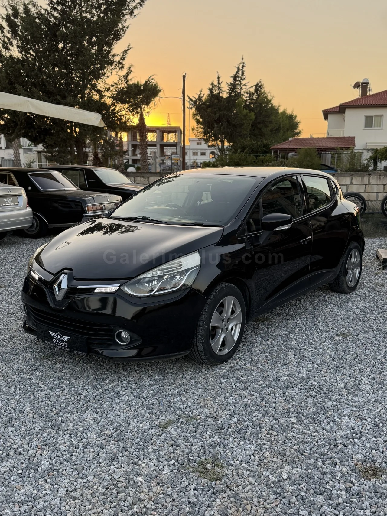 2014 Model Otomatik Renault Clio 0.9 Sport Tourer Gazimağusa Satılık İkinci El | GalerimPlus - Thumbnail 5