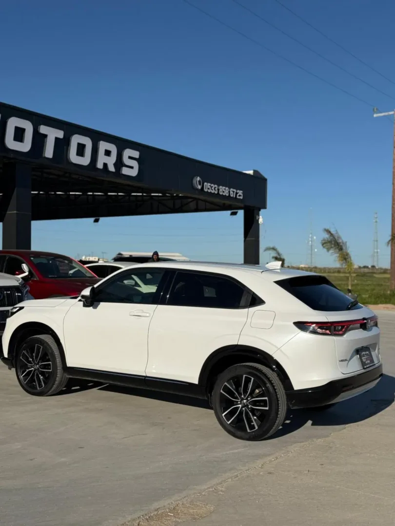 2023 Honda Vezel 1.5 i-VTEC Hybrid Automatic Gazimağusa Satılık İkinci El | GalerimPlus - Thumbnail 4