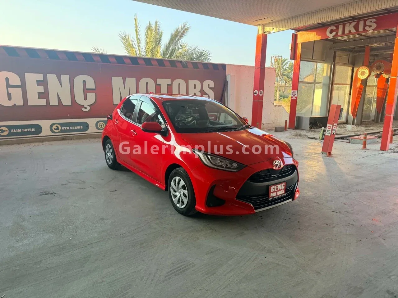 2024 Model Otomatik Toyota Yaris 1.5 Gazimağusa Satılık İkinci El | GalerimPlus - Thumbnail 2