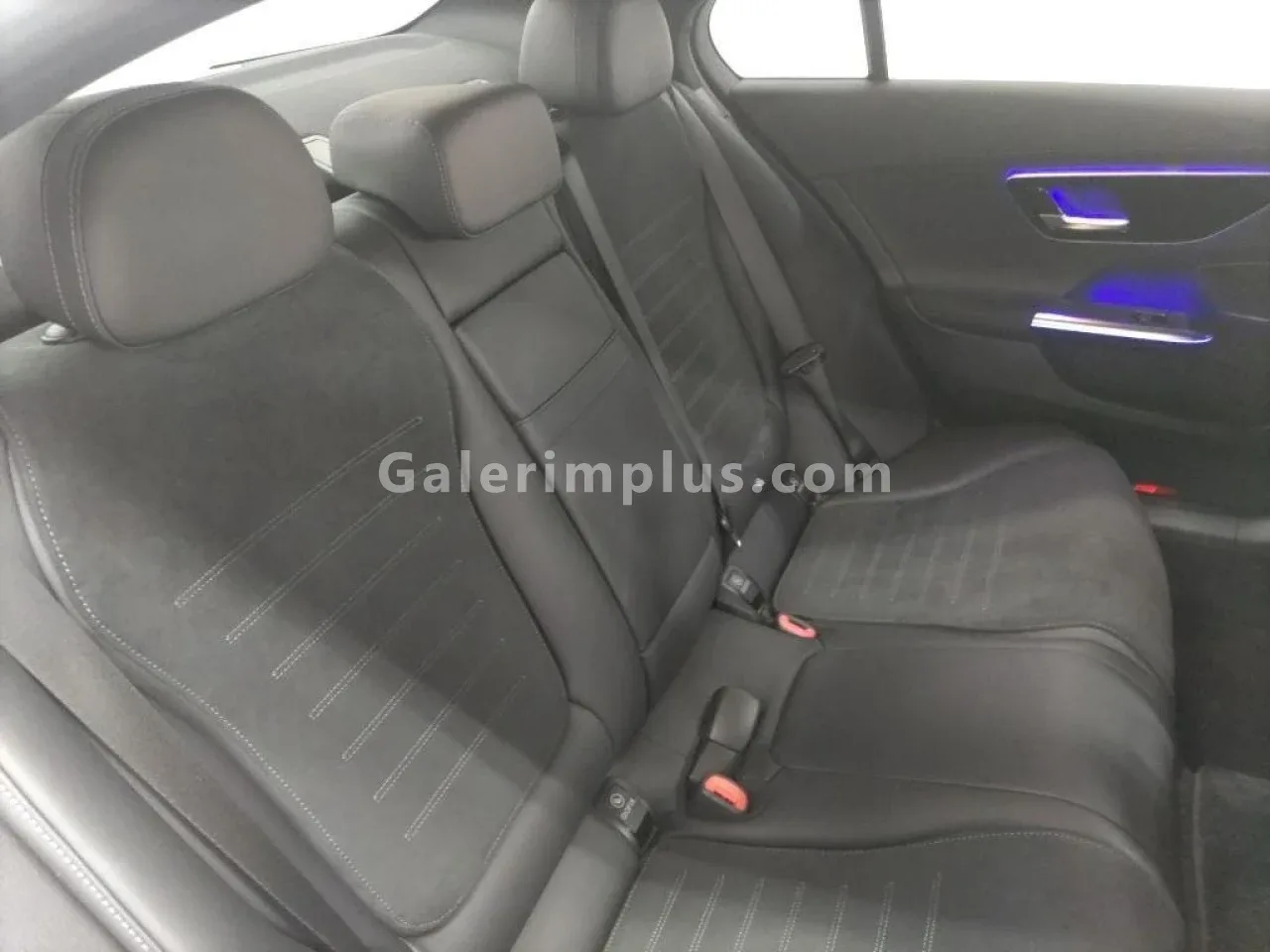 2022 Model Otomatik Mercedes-Benz C Serisi C 180 Gazimağusa Satılık İkinci El | GalerimPlus - Thumbnail 6