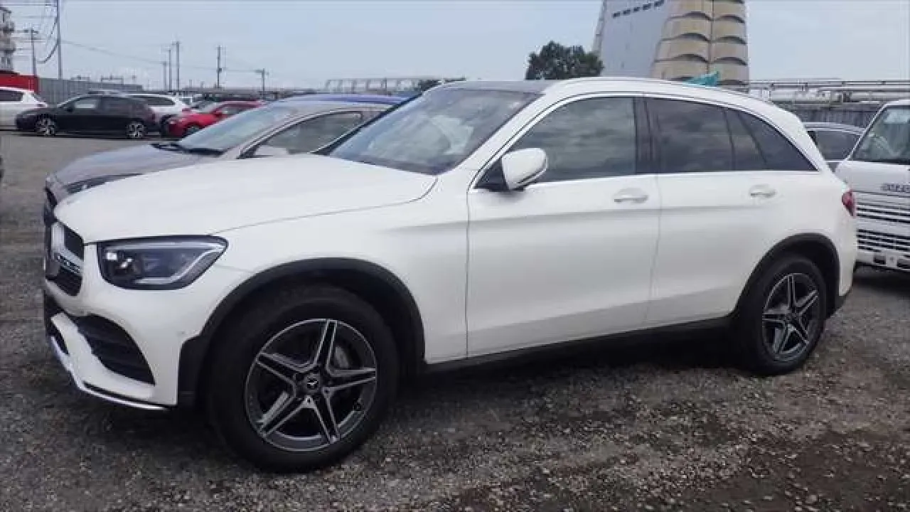 2023 Mercedes-Benz GLC 220d AMG Lefkoşa Satılık İkinci El | GalerimPlus - Thumbnail 3