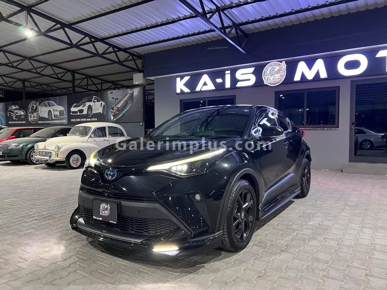 2022 Model Otomatik Toyota C-HR 1.8 Hybrid Gazimağusa Satılık İkinci El | GalerimPlus - Thumbnail 3