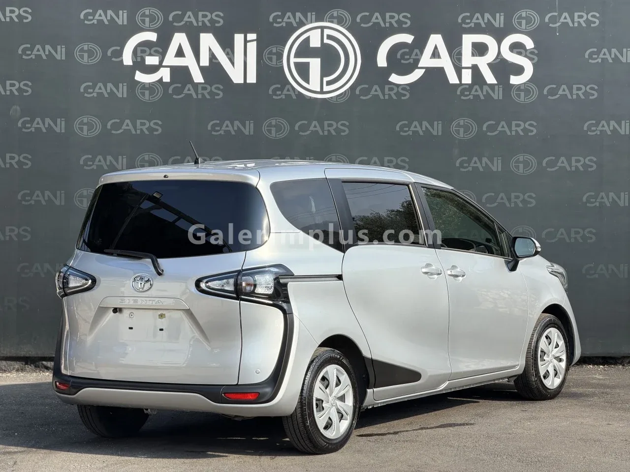 2022 Toyota Sienta Sienta Girne Satılık İkinci El | GalerimPlus - Thumbnail 4