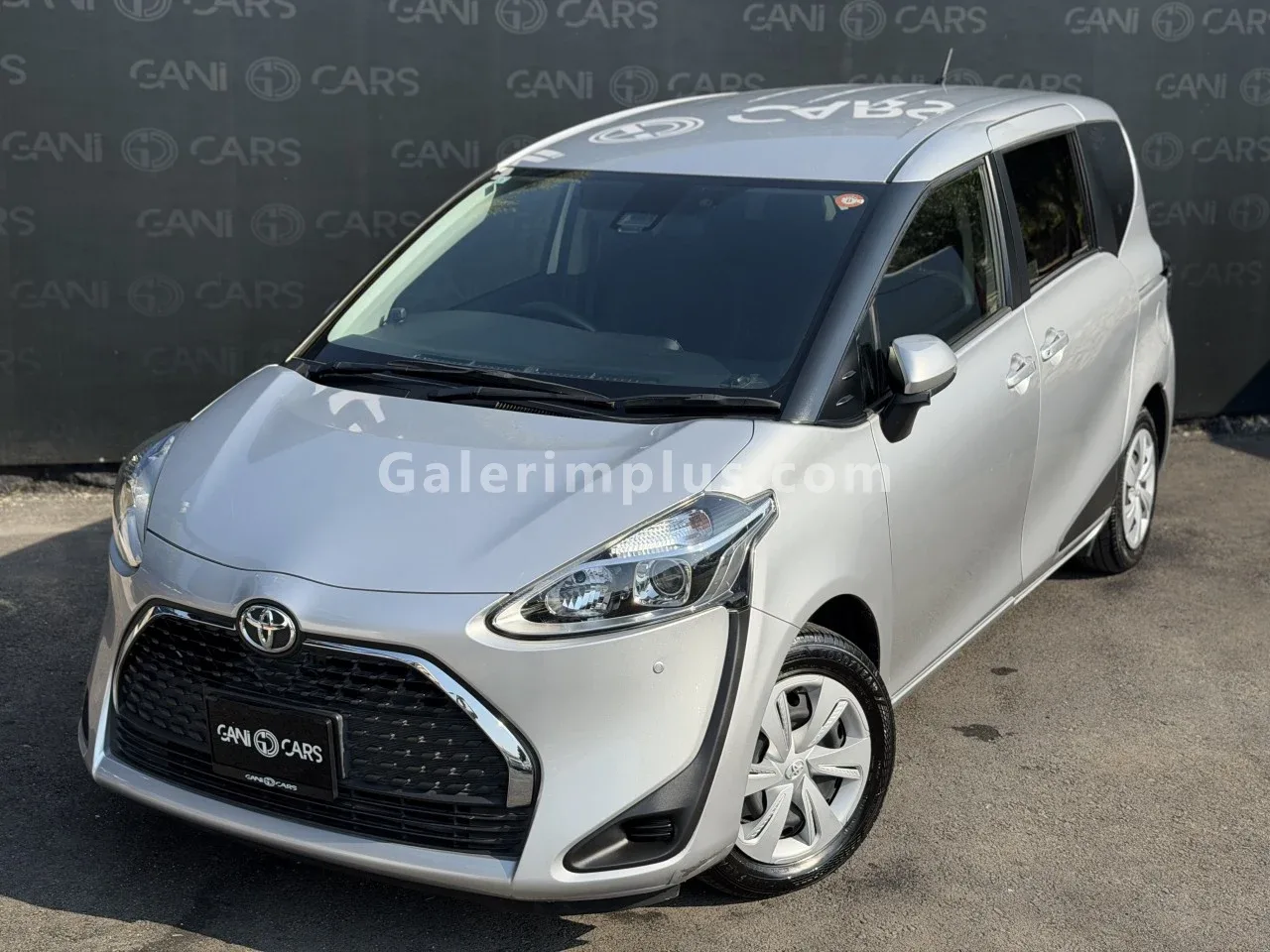 2022 Toyota Sienta Sienta Girne Satılık İkinci El | GalerimPlus - Thumbnail 8