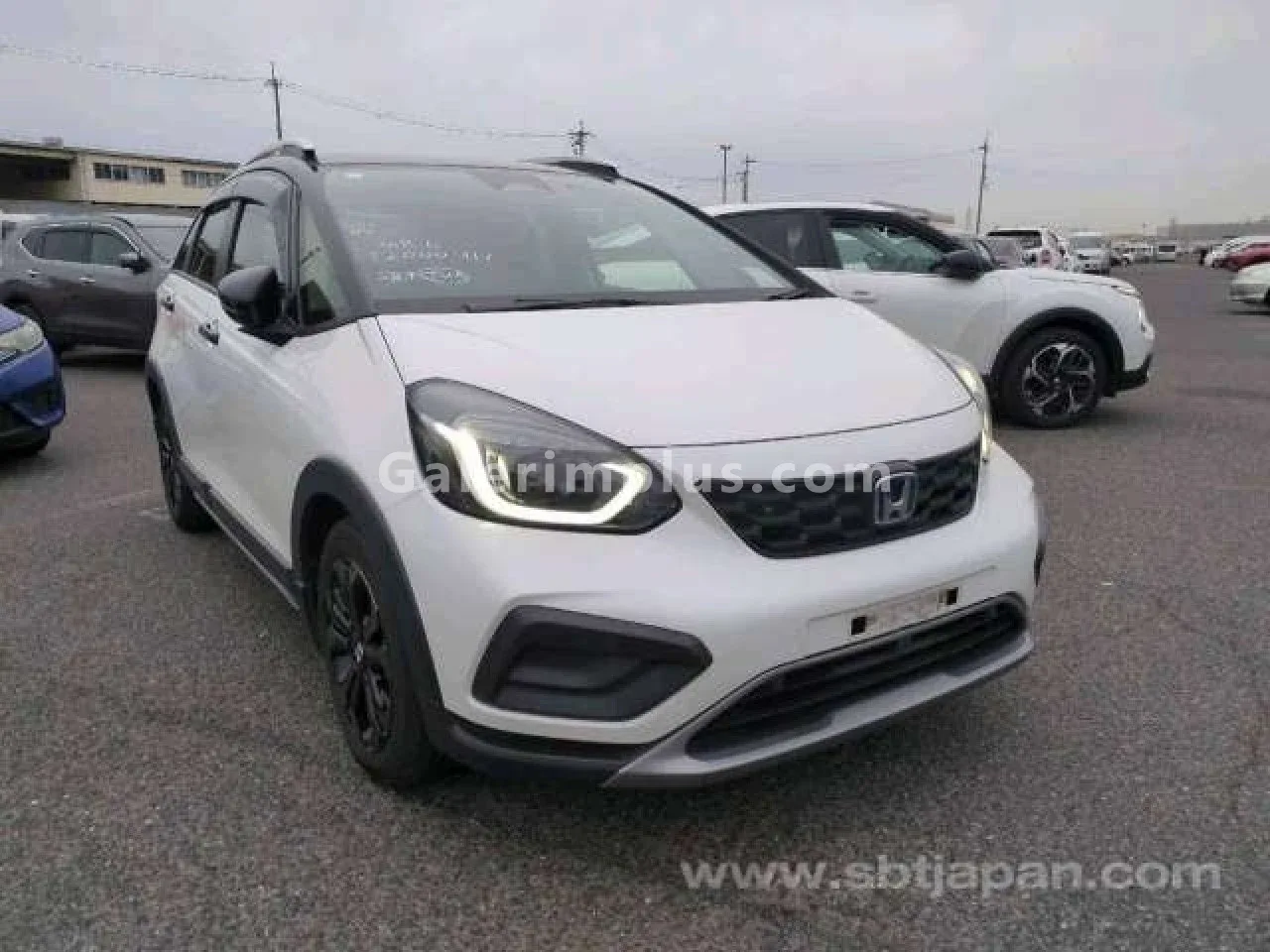 2023 Model Otomatik Honda Fit 1.5 Hybrid Automatic Lefkoşa Satılık İkinci El | GalerimPlus - Fotoğraf 1