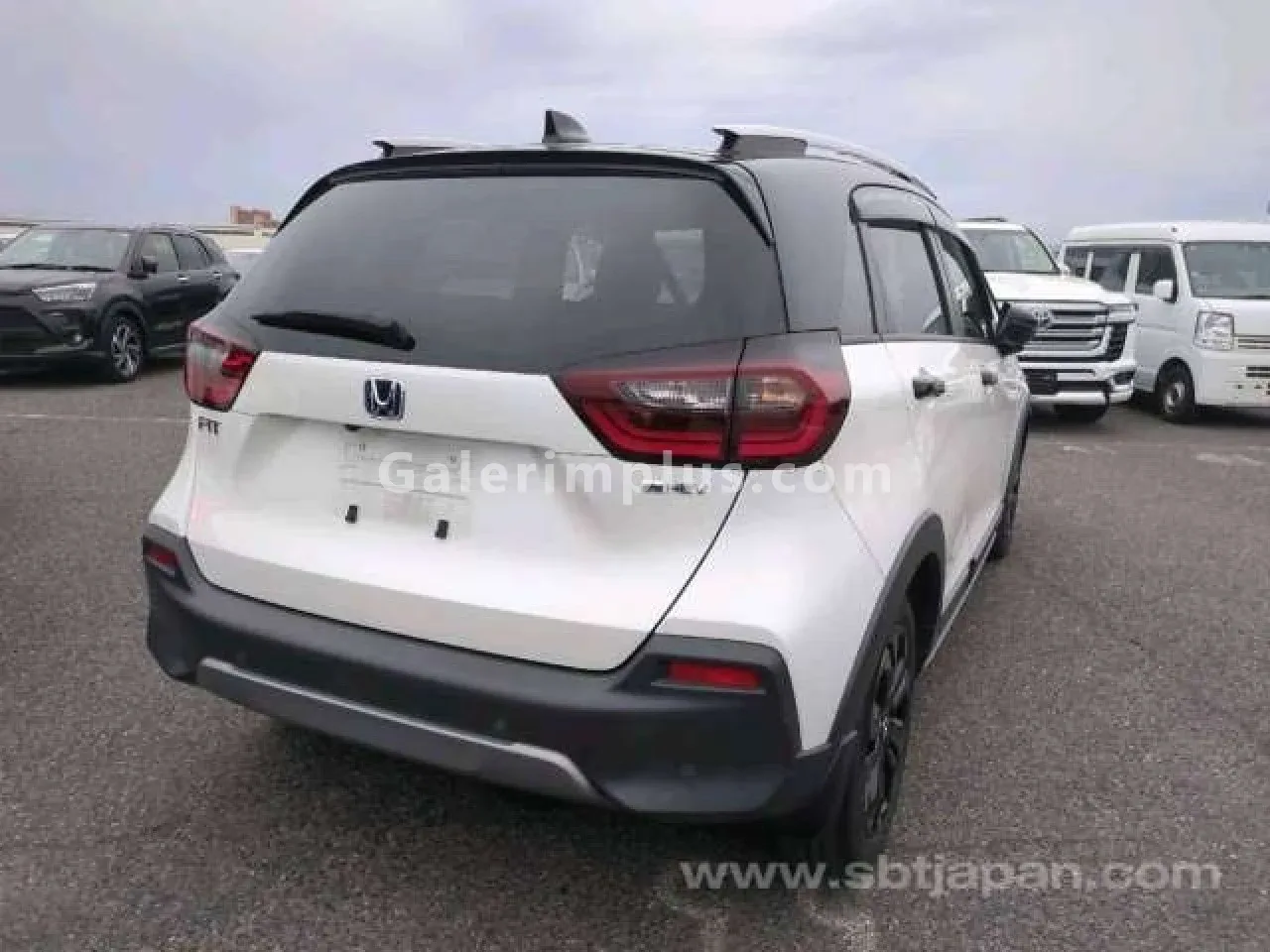 2023 Model Otomatik Honda Fit 1.5 Hybrid Automatic Lefkoşa Satılık İkinci El | GalerimPlus - Thumbnail 5