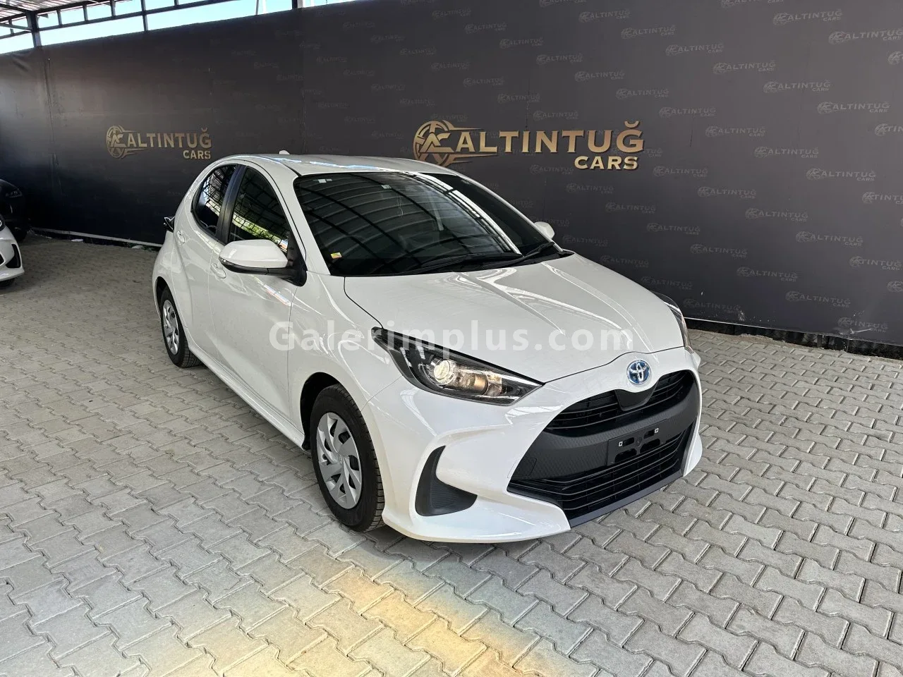 2023 Toyota Yaris 1.5 Hybrid Lefke Satılık İkinci El | GalerimPlus - Fotoğraf 1