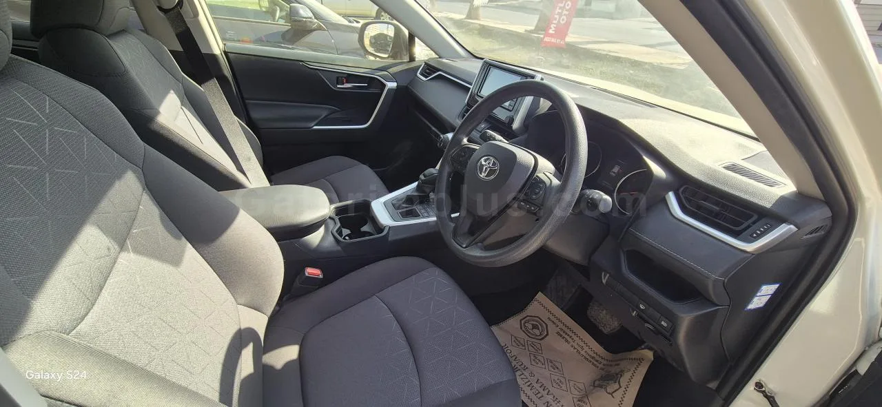 2022 Model Otomatik Toyota RAV4 2.0 Lefkoşa Satılık İkinci El | GalerimPlus - Thumbnail 7