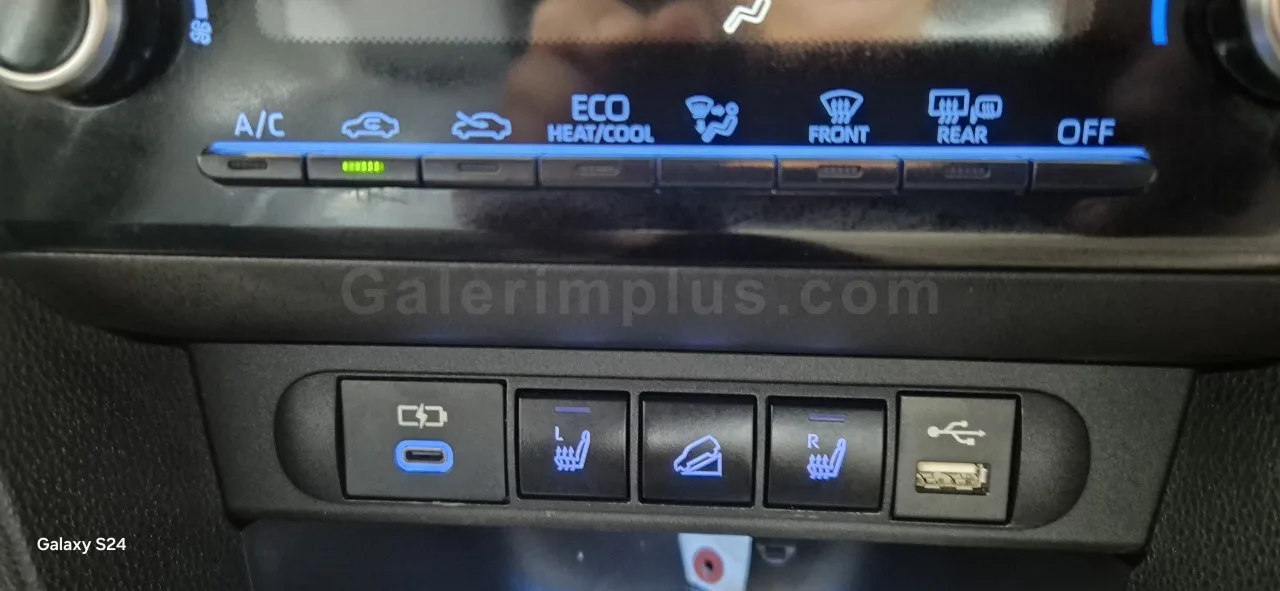 2022 Model Otomatik Toyota Yaris Cross Lefkoşa Satılık İkinci El | GalerimPlus - Thumbnail 5
