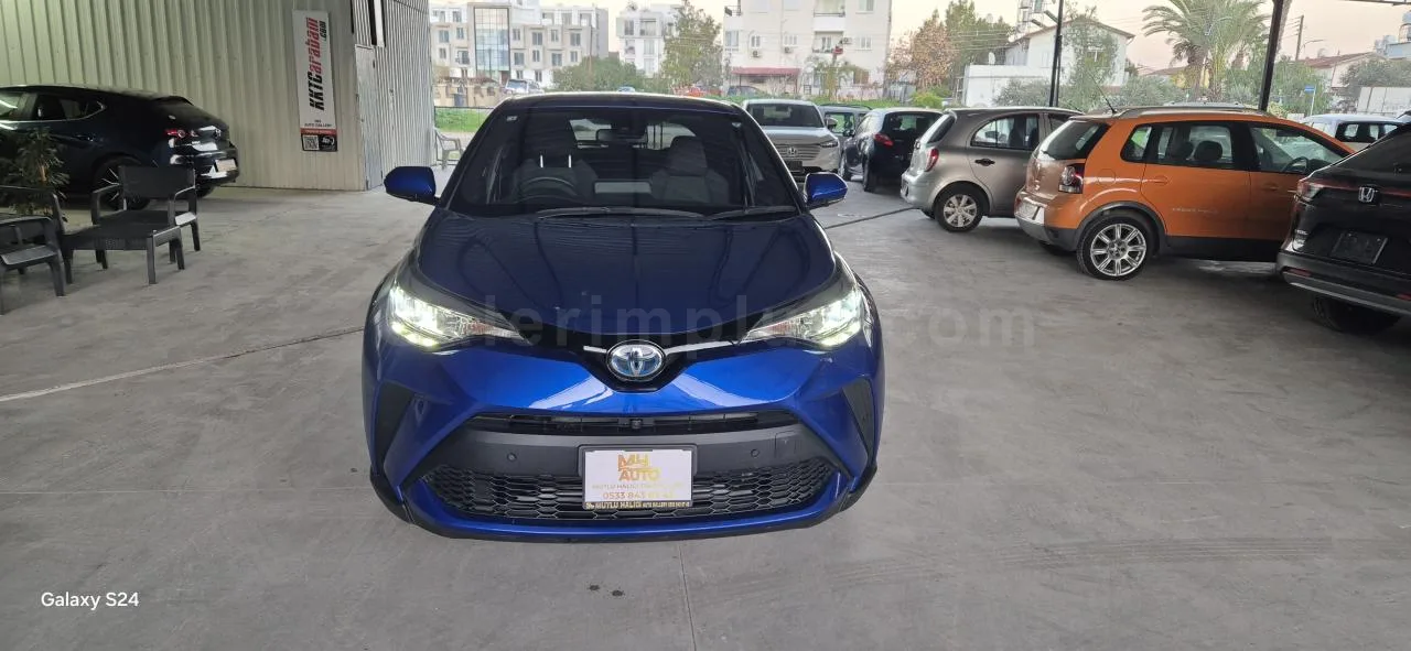 2023 Model Otomatik Toyota C-HR 1.8 Hybrid Lefkoşa Satılık İkinci El | GalerimPlus - Thumbnail 3