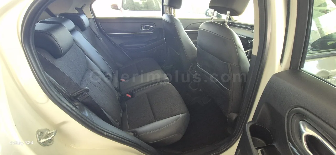 2022 Model Otomatik Honda Vezel 1.5 i-VTEC Hybrid Automatic Lefkoşa Satılık İkinci El | GalerimPlus - Thumbnail 7