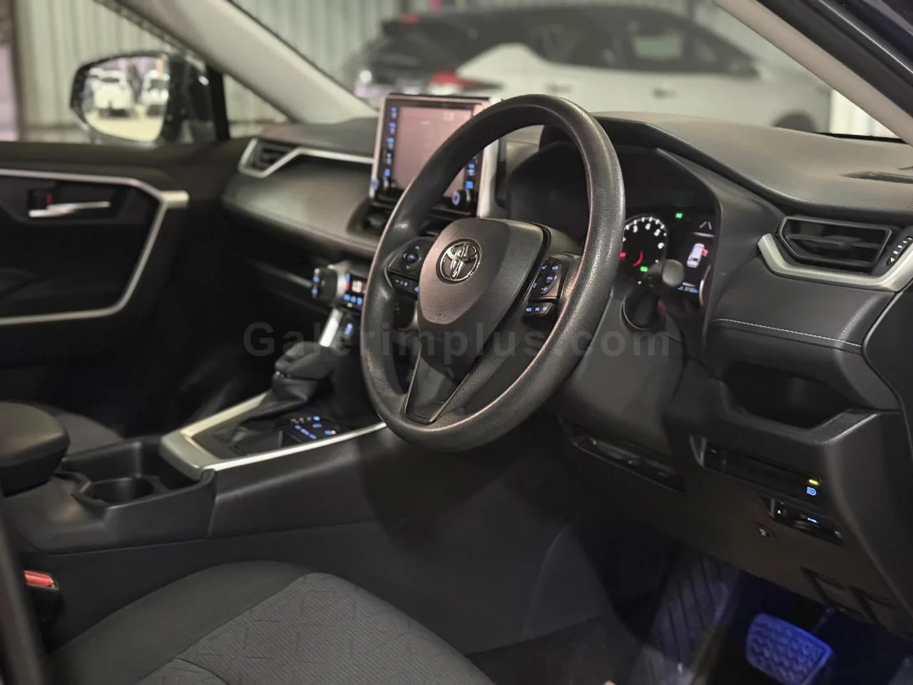 2021 Model Otomatik Toyota RAV4 2.0 Lefkoşa Satılık İkinci El | GalerimPlus - Thumbnail 4