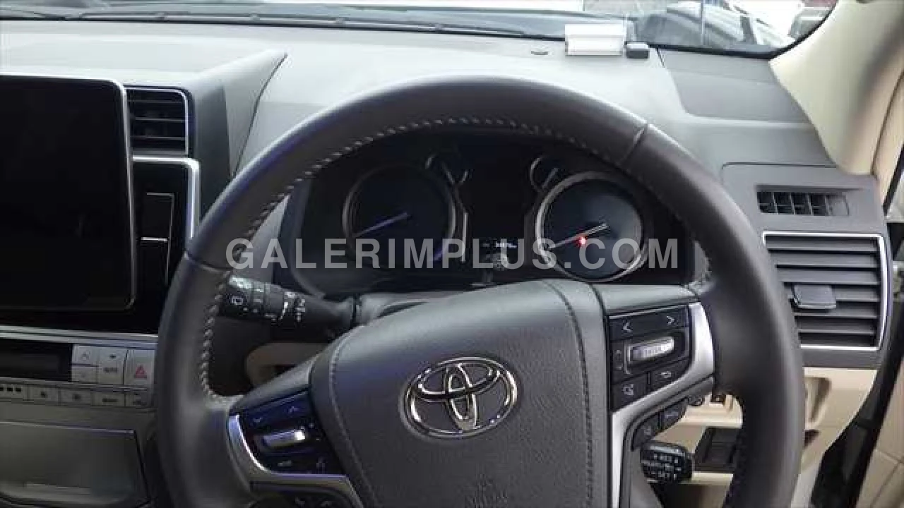 2024 Toyota Prado Prado Lefkoşa Satılık İkinci El | GalerimPlus - Thumbnail 2