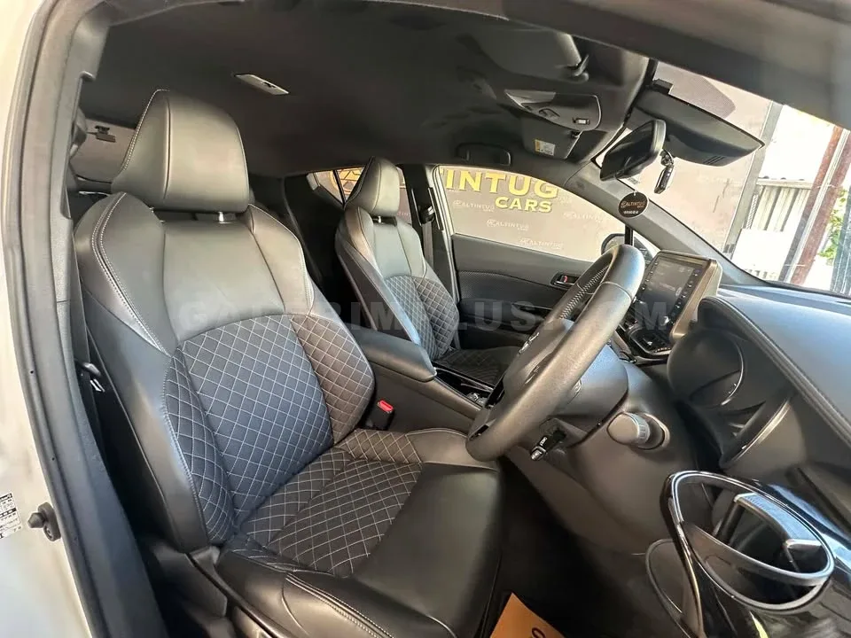 2023 Toyota C-HR 1.8 Hybrid Passion X-Pack 1.8 Hybrid Lefke Satılık İkinci El | GalerimPlus - Thumbnail 7