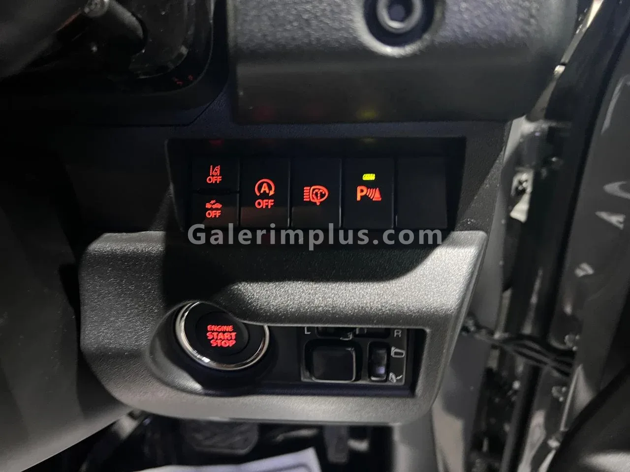 2025 Model Otomatik Suzuki Jimny Sierra Gazimağusa Satılık İkinci El | GalerimPlus - Thumbnail 5