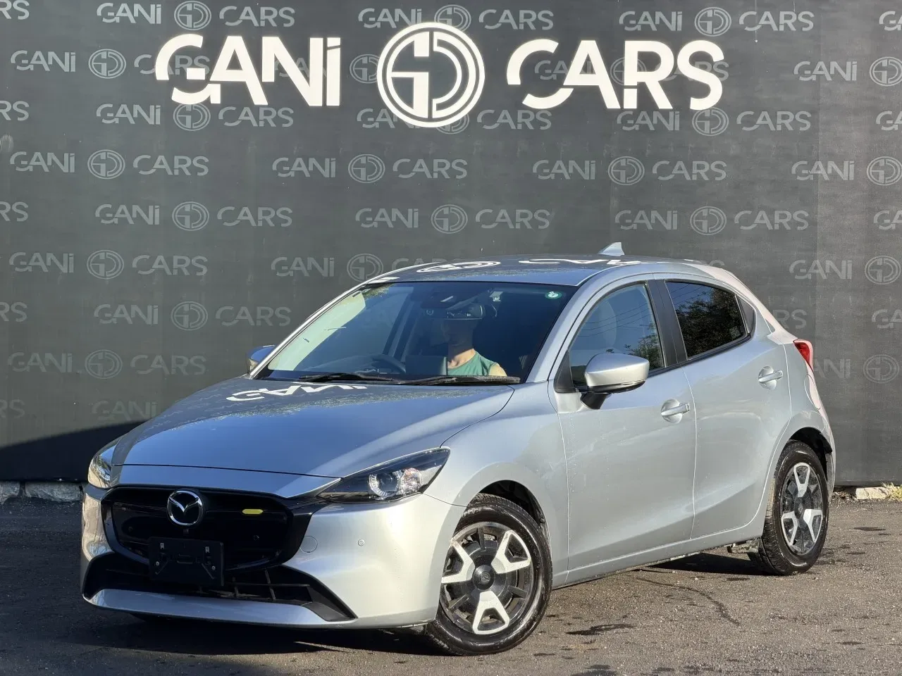 2023 Mazda Mazda 2 1.5 Sky-G Girne Satılık İkinci El | GalerimPlus - Thumbnail 2