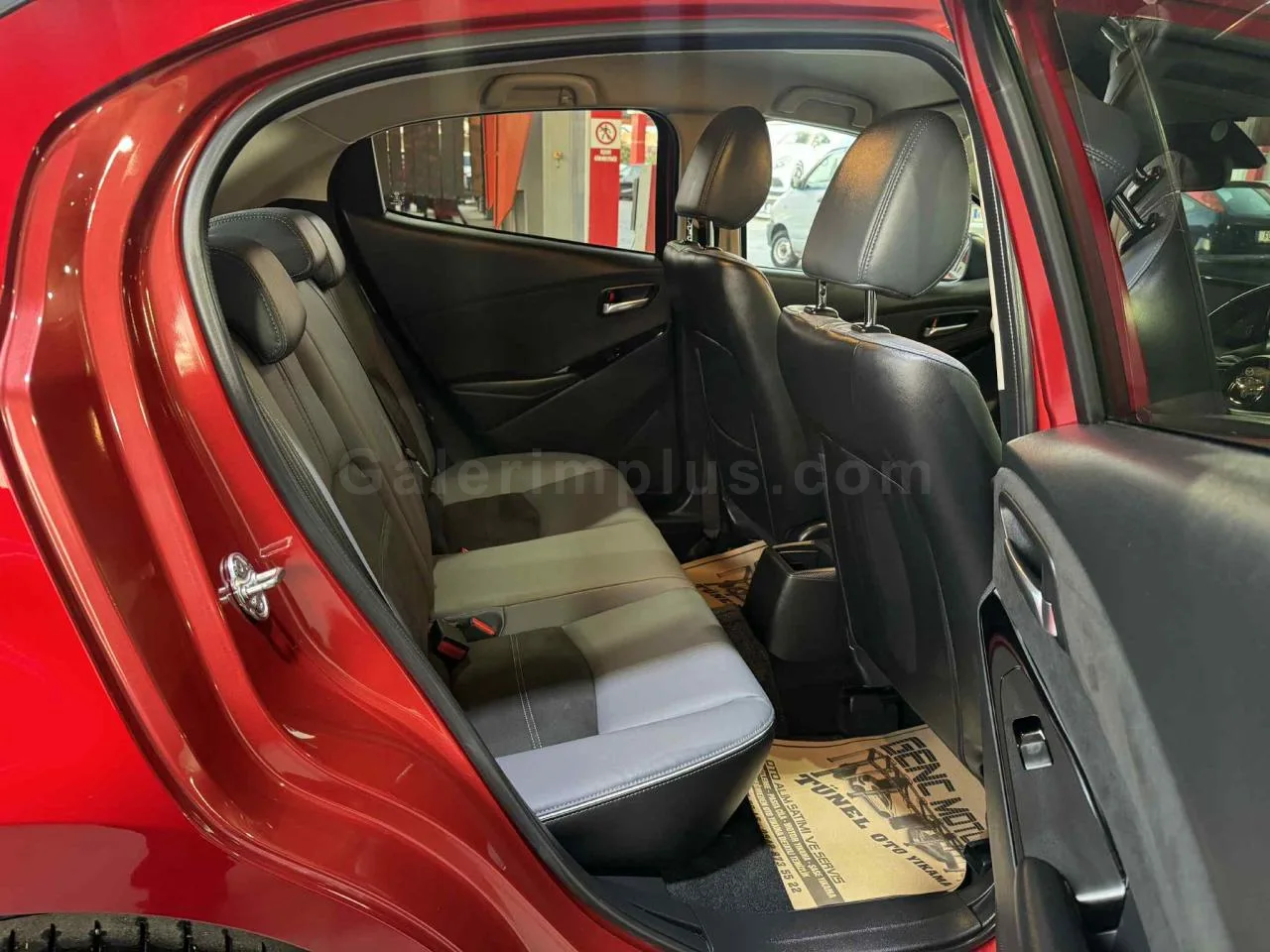 2021 Model Otomatik Mazda 2 1.5 Skyactiv-D Gazimağusa Satılık İkinci El | GalerimPlus - Thumbnail 6