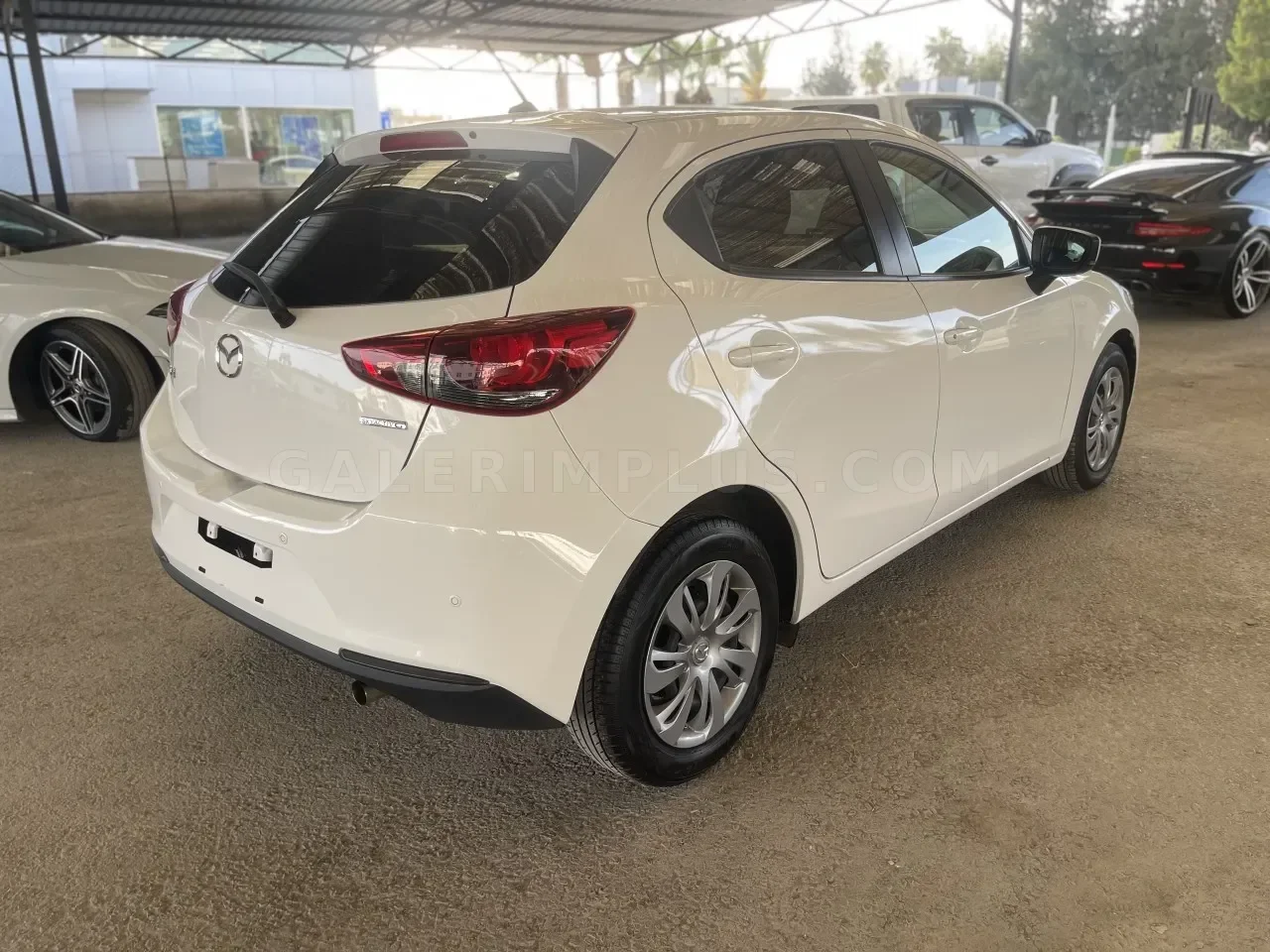 2022 Mazda Mazda 2 1.5 Sky-G Lefkoşa Satılık İkinci El | GalerimPlus - Thumbnail 5