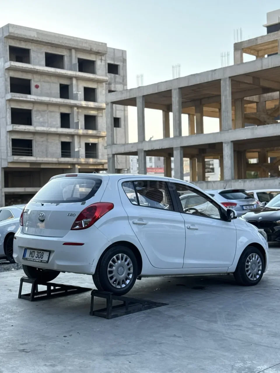 2013 Model Düz Hyundai i20 1.4 MPI Lefkoşa Satılık İkinci El | GalerimPlus - Thumbnail 6