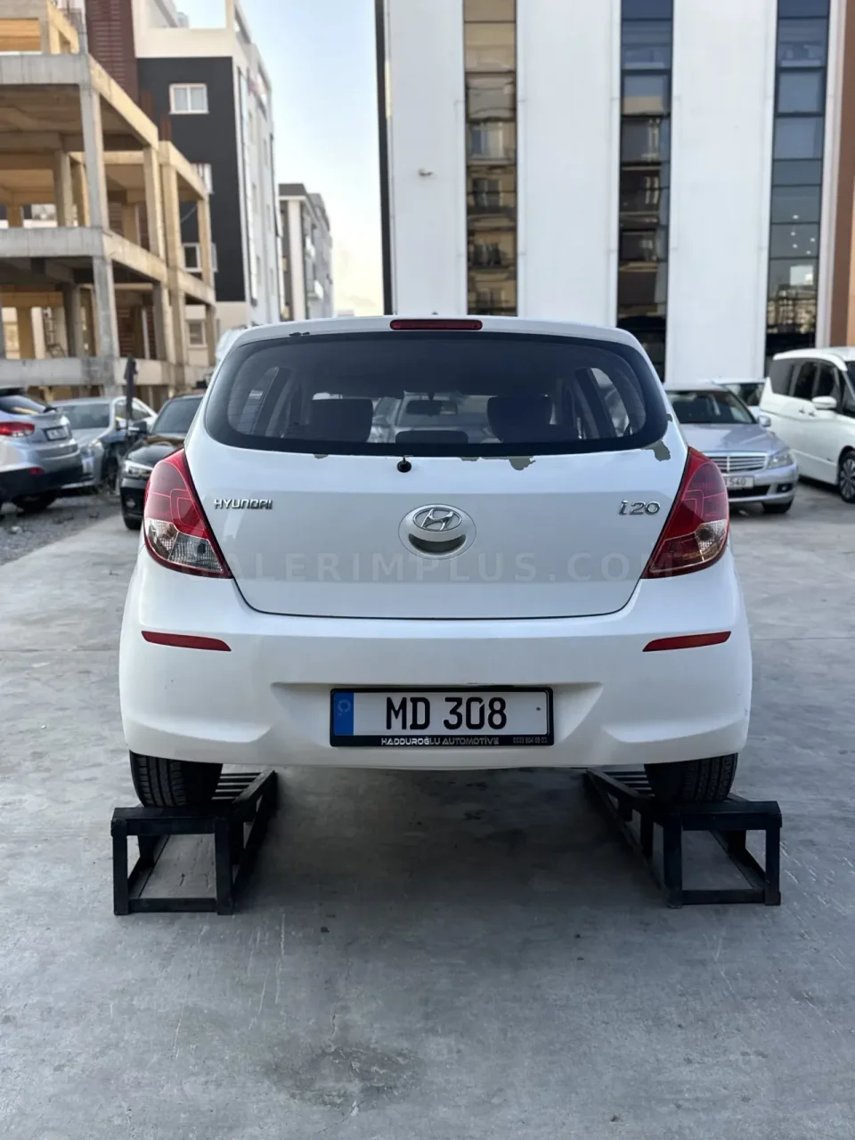2013 Model Düz Hyundai i20 1.4 MPI Lefkoşa Satılık İkinci El | GalerimPlus - Thumbnail 8