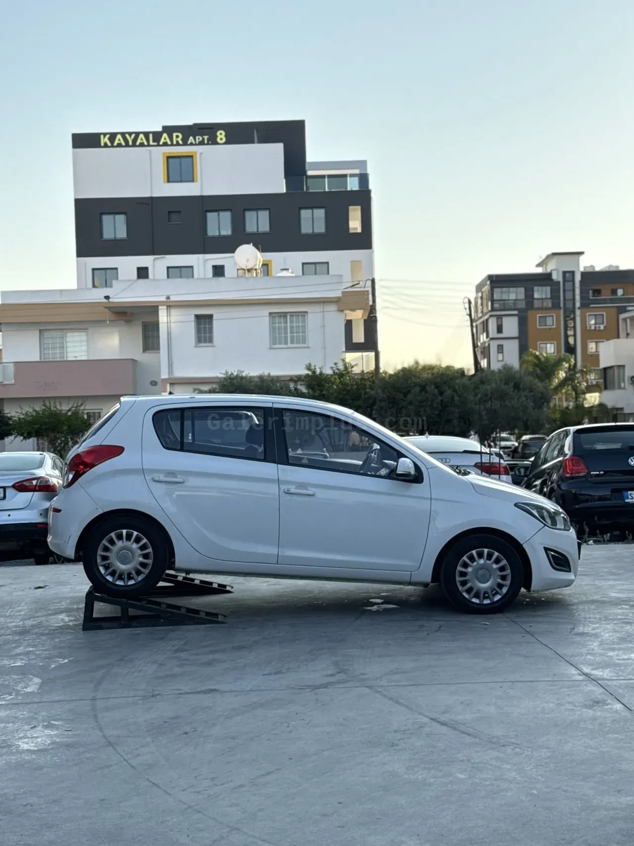 2013 Model Düz Hyundai i20 1.4 MPI Lefkoşa Satılık İkinci El | GalerimPlus - Thumbnail 5