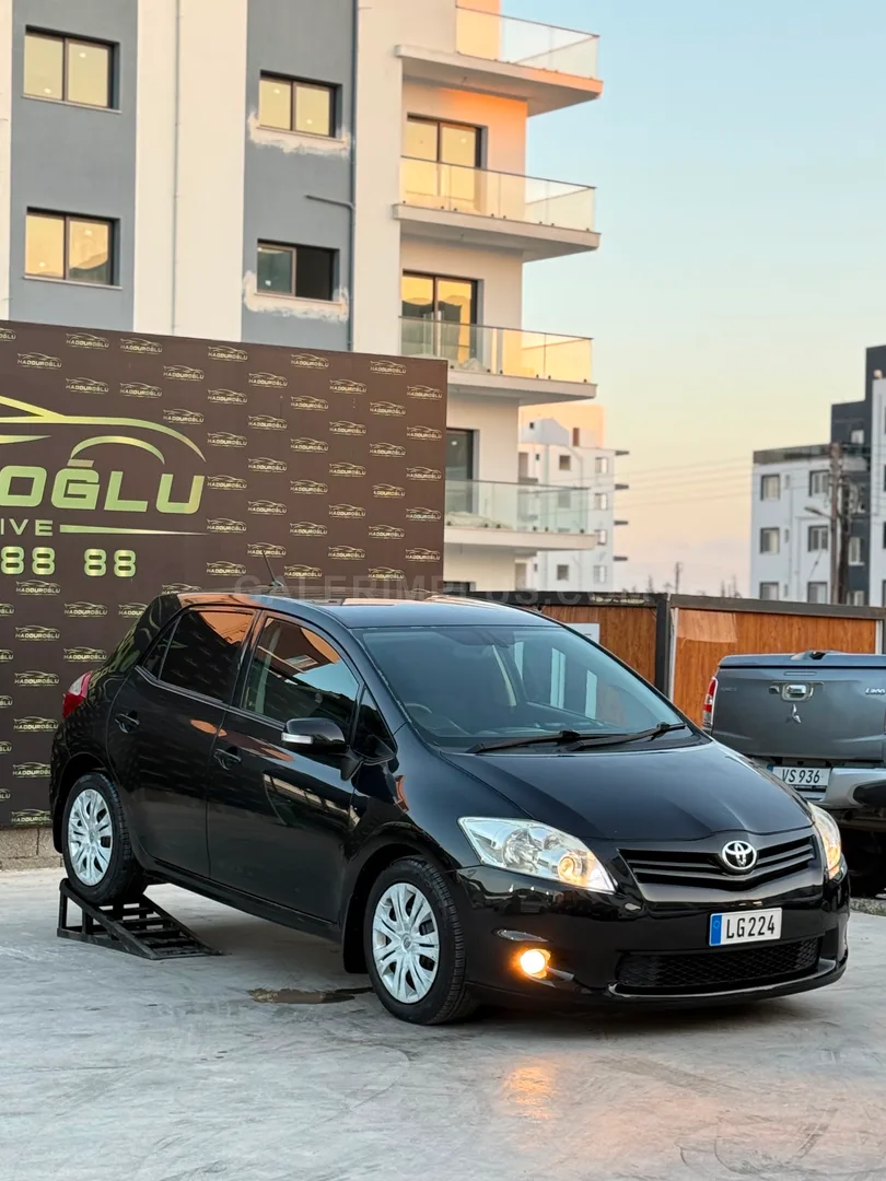 2010 Toyota Auris Gazimağusa Satılık İkinci El | GalerimPlus - Thumbnail 3