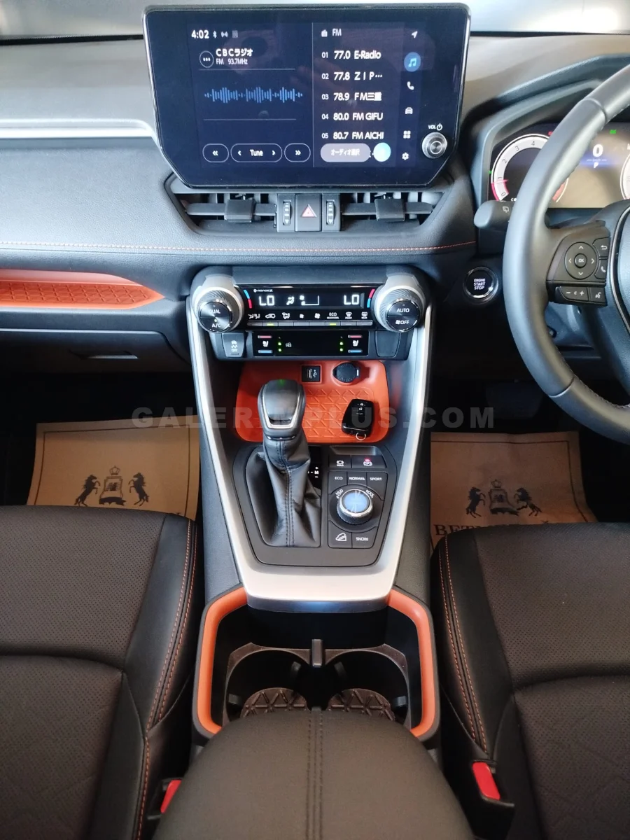 2025 Toyota RAV4 2.0 D-4D 2.0 D-4D Lefkoşa Satılık İkinci El | GalerimPlus - Thumbnail 6
