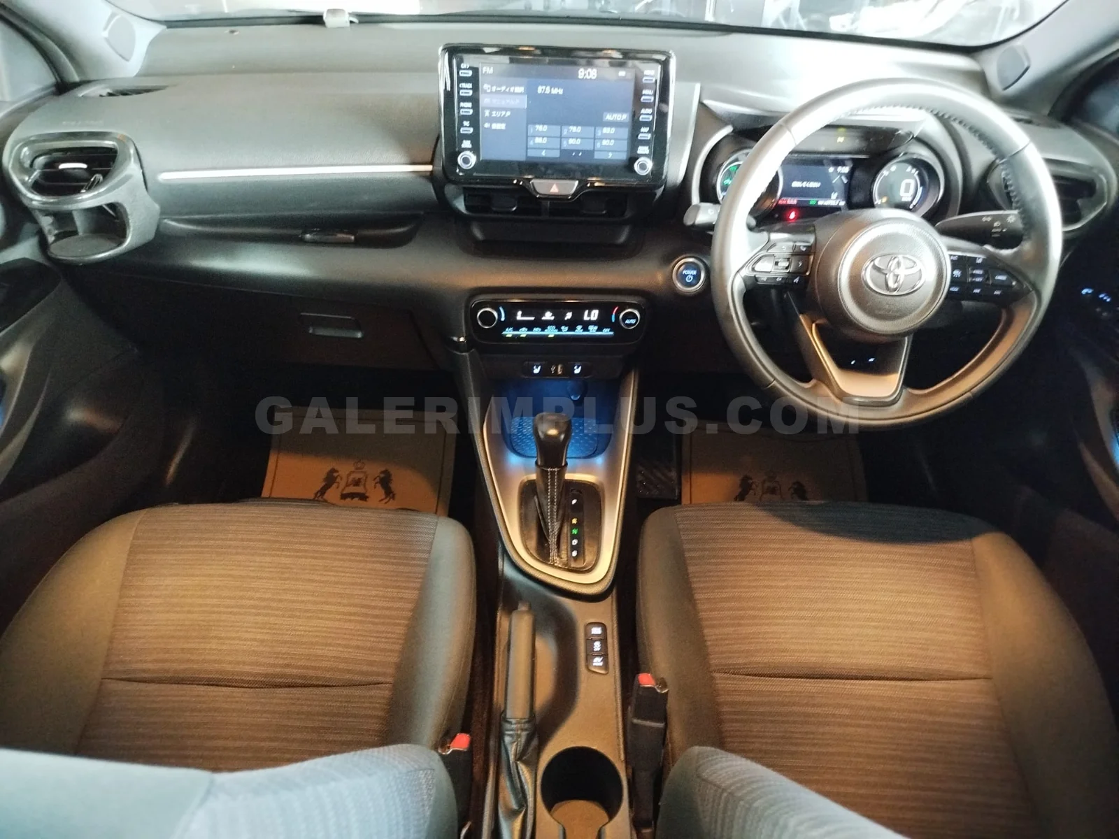 2022 Toyota Yaris 1.5 Hybrid 1.5 Hybrid Lefkoşa Satılık İkinci El | GalerimPlus - Thumbnail 5