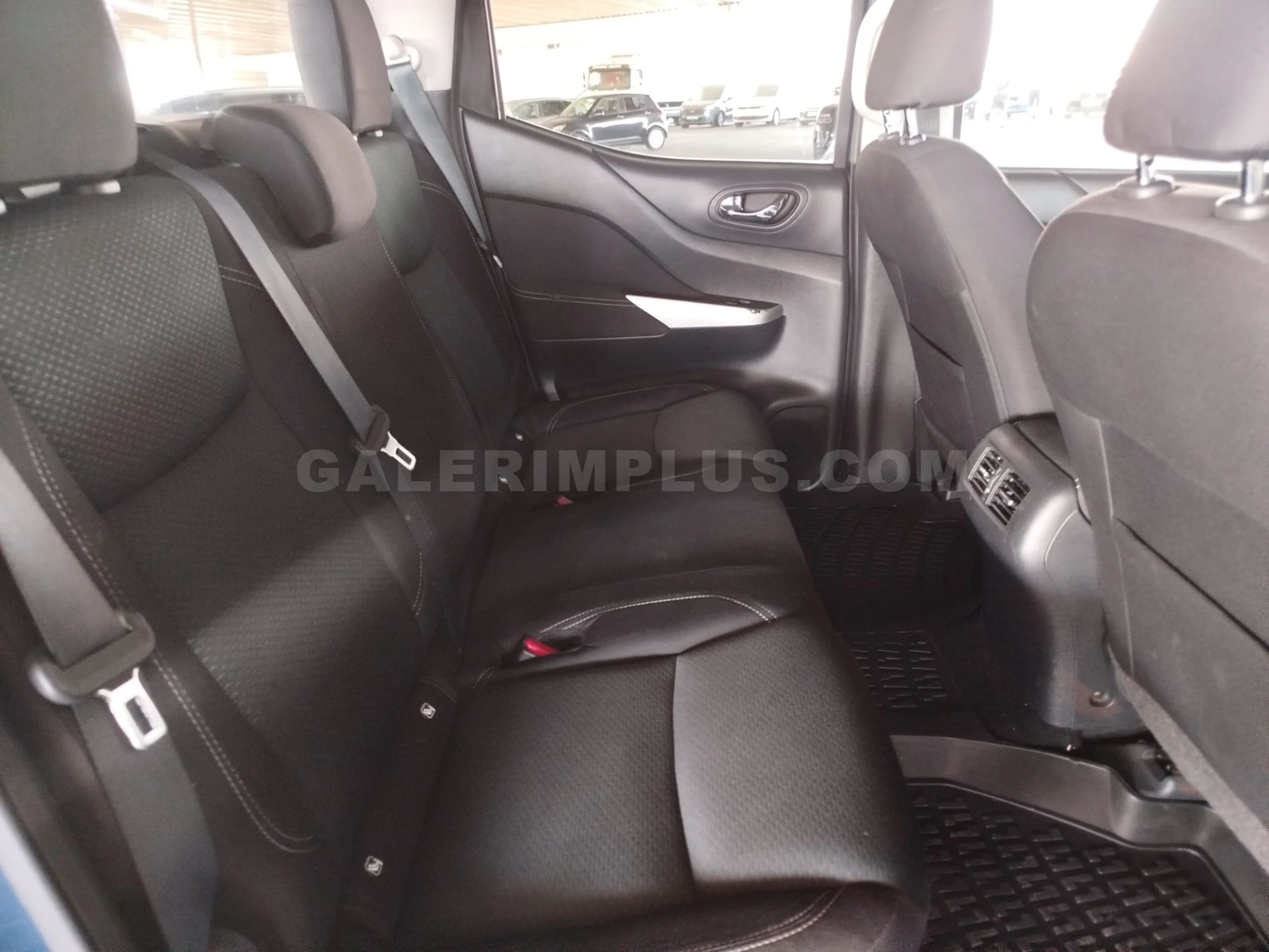2019 Nissan Navara 2.5 D 2.5 D Lefkoşa Satılık İkinci El | GalerimPlus - Thumbnail 8