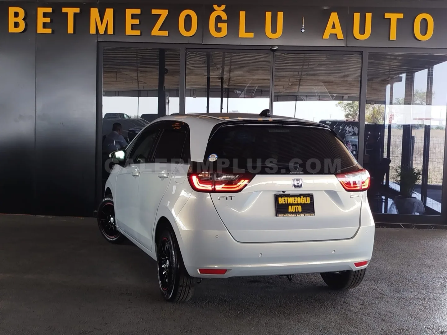 2023 Honda Fit 1.5 Hybrid 1.5 Hybrid Lefkoşa Satılık İkinci El | GalerimPlus - Thumbnail 3