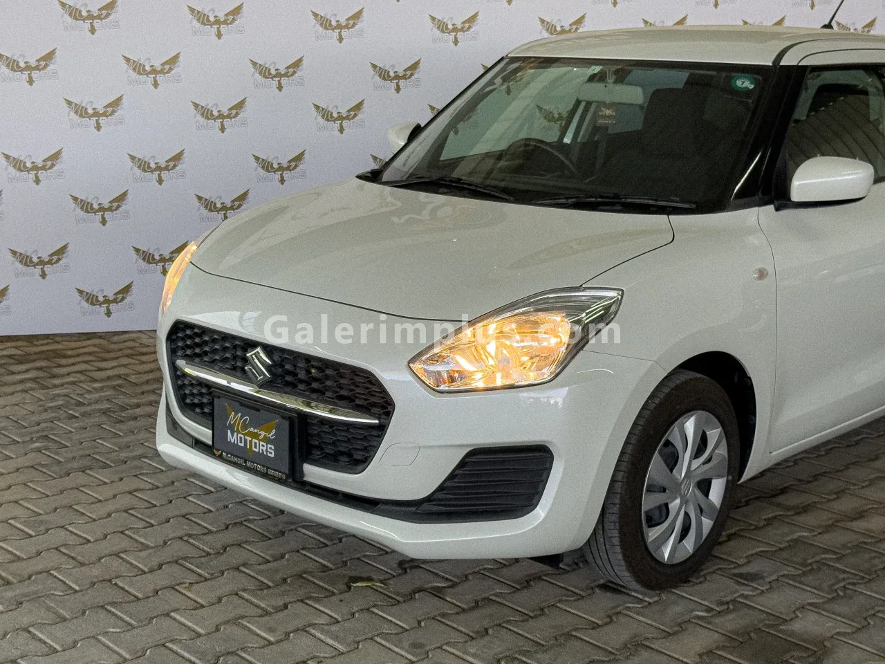 2023 Model Otomatik Suzuki Swift 1.2 Girne Satılık İkinci El | GalerimPlus - Thumbnail 5