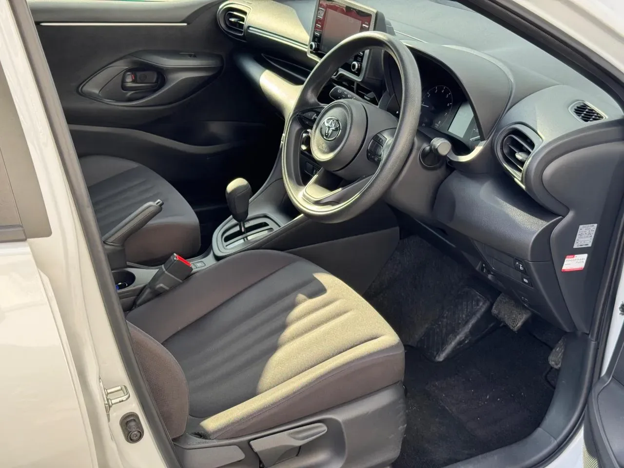2023 Toyota Yaris 1.0 Lefkoşa Satılık İkinci El | GalerimPlus - Thumbnail 6