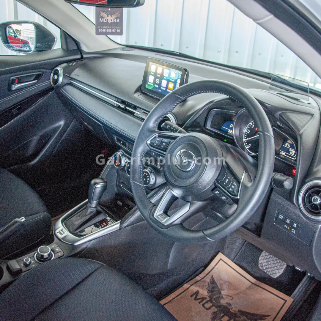 2021 Model Otomatik Mazda 2 1.5 Sky-G Girne Satılık İkinci El | GalerimPlus - Thumbnail 5