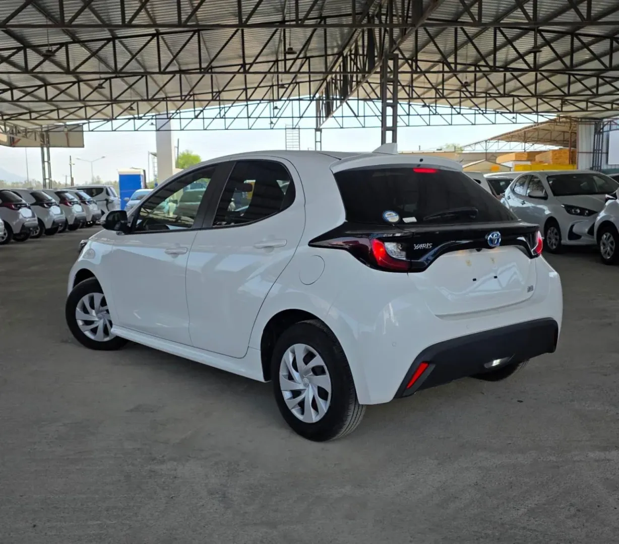2022 Toyota Yaris 1.5 Hybrid Lefkoşa Satılık İkinci El | GalerimPlus - Thumbnail 3