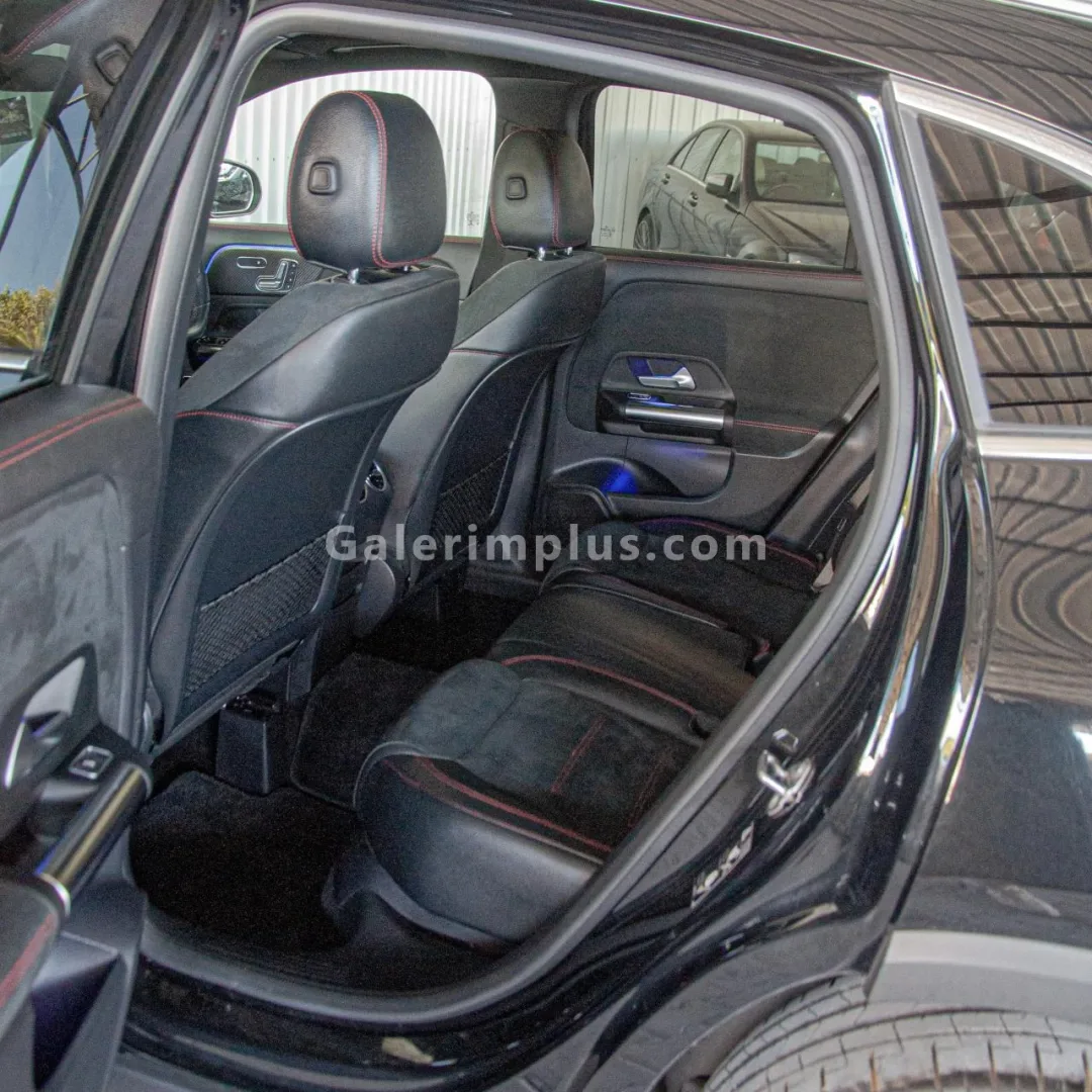 2023 Model Otomatik Mercedes - Benz GLA 200 d Girne Satılık İkinci El | GalerimPlus - Thumbnail 8