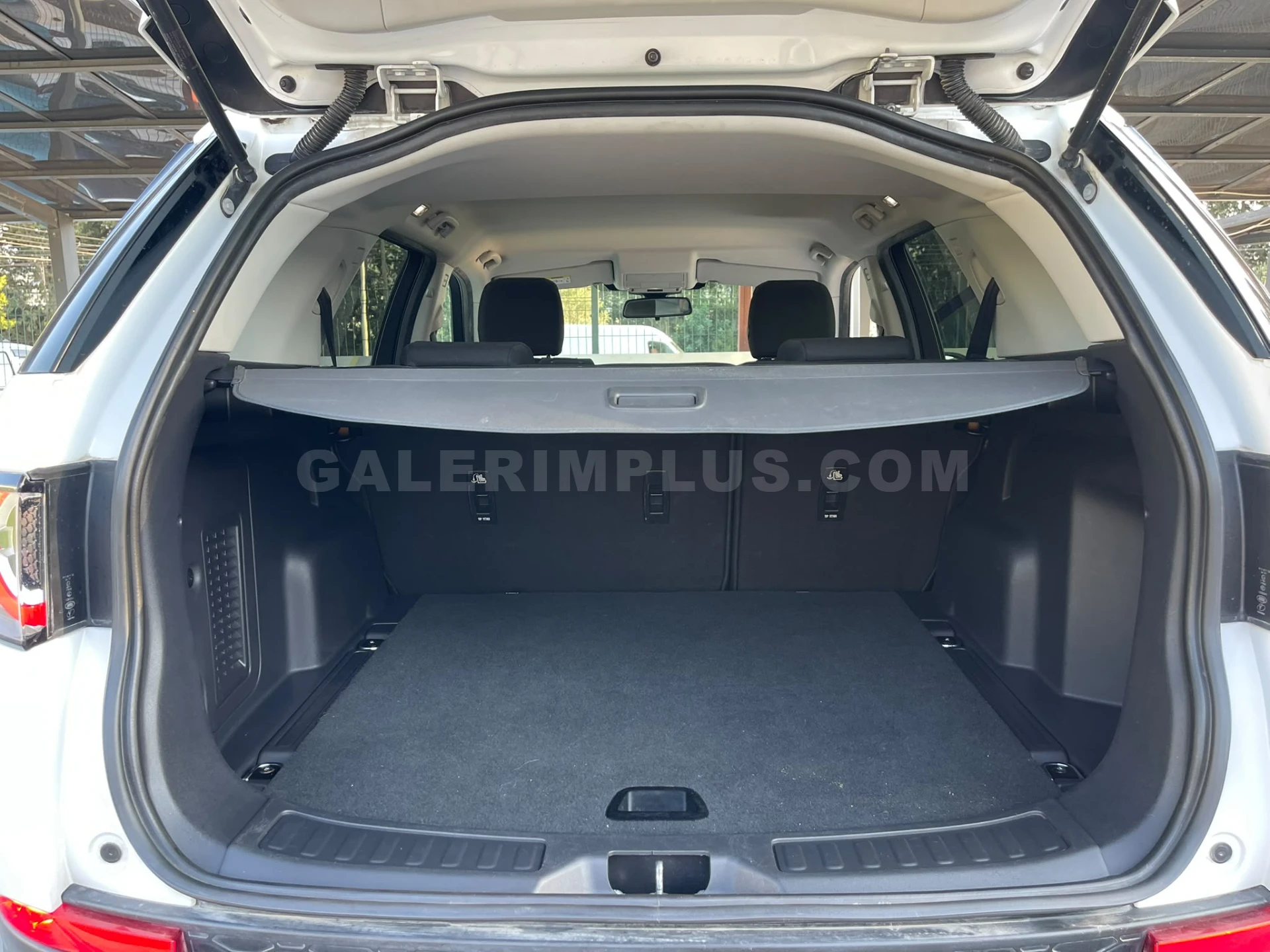 2018 Land Rover Discovery Sport 2.0 TD4 2.0 TD4 2.0 TD4 Girne Satılık İkinci El | GalerimPlus - Thumbnail 6