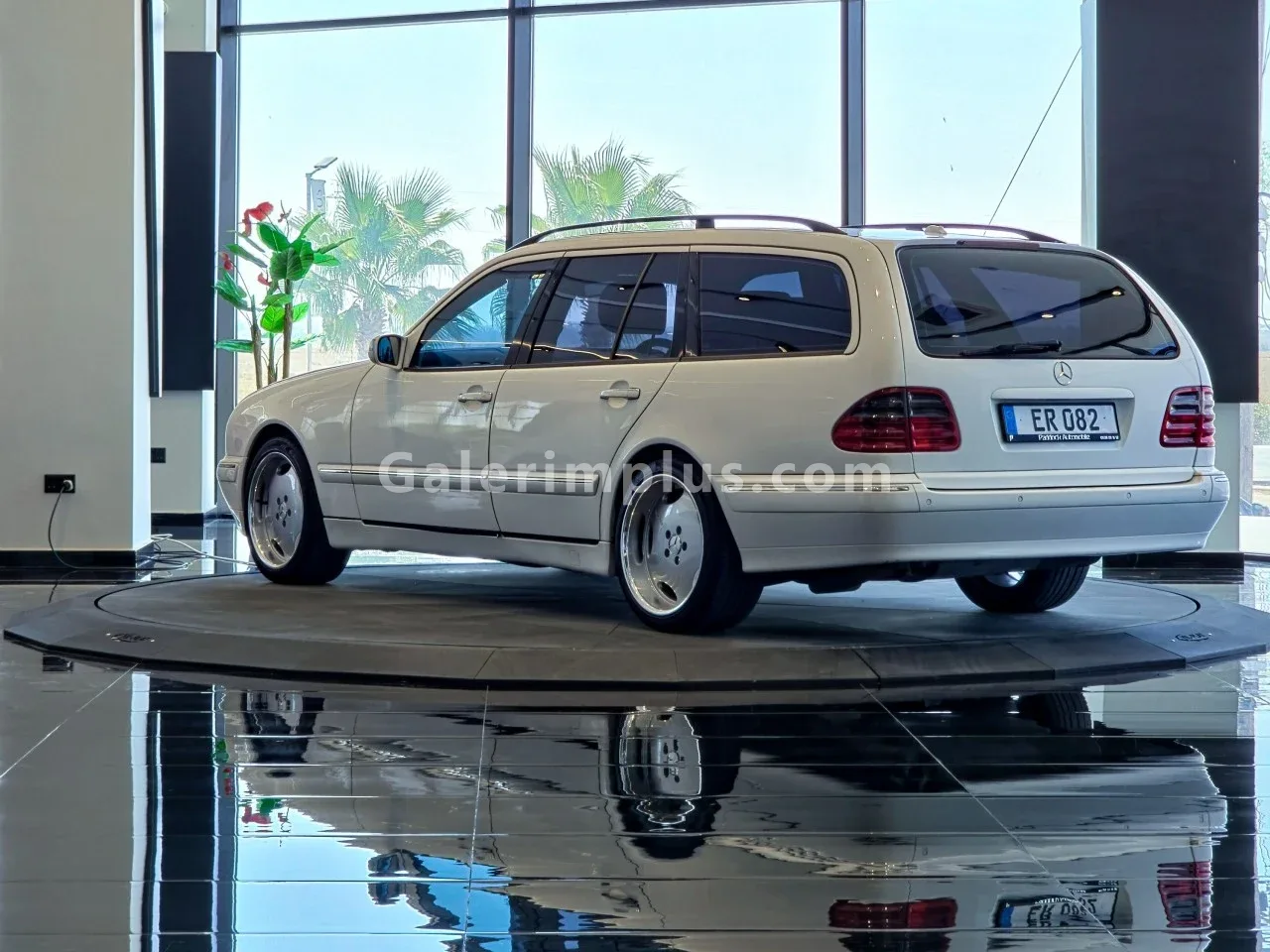 2001 Mercedes-Benz E Serisi E 220d E 220d Gazimağusa Satılık İkinci El | GalerimPlus - Thumbnail 3