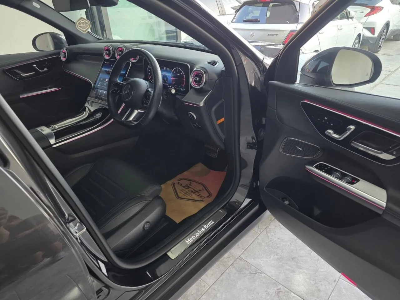 2023 Model Otomatik Mercedes - Benz GLC 220d AMG Lefkoşa Satılık İkinci El | GalerimPlus - Thumbnail 8