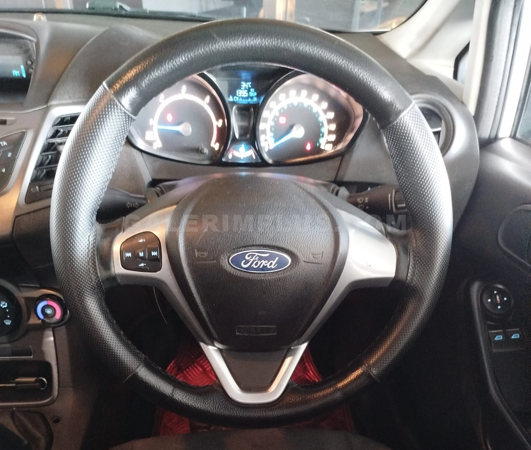 2013 Ford Fiesta Van Lefkoşa Satılık İkinci El | GalerimPlus - Thumbnail 7
