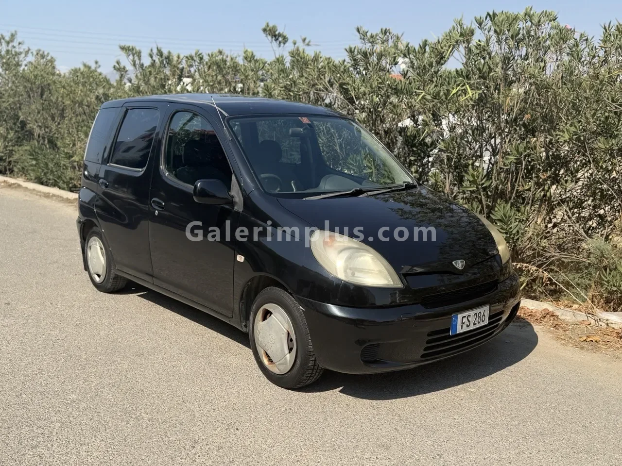 2001 Toyota Funcargo Funcargo Lefkoşa Satılık İkinci El | GalerimPlus - Fotoğraf 1
