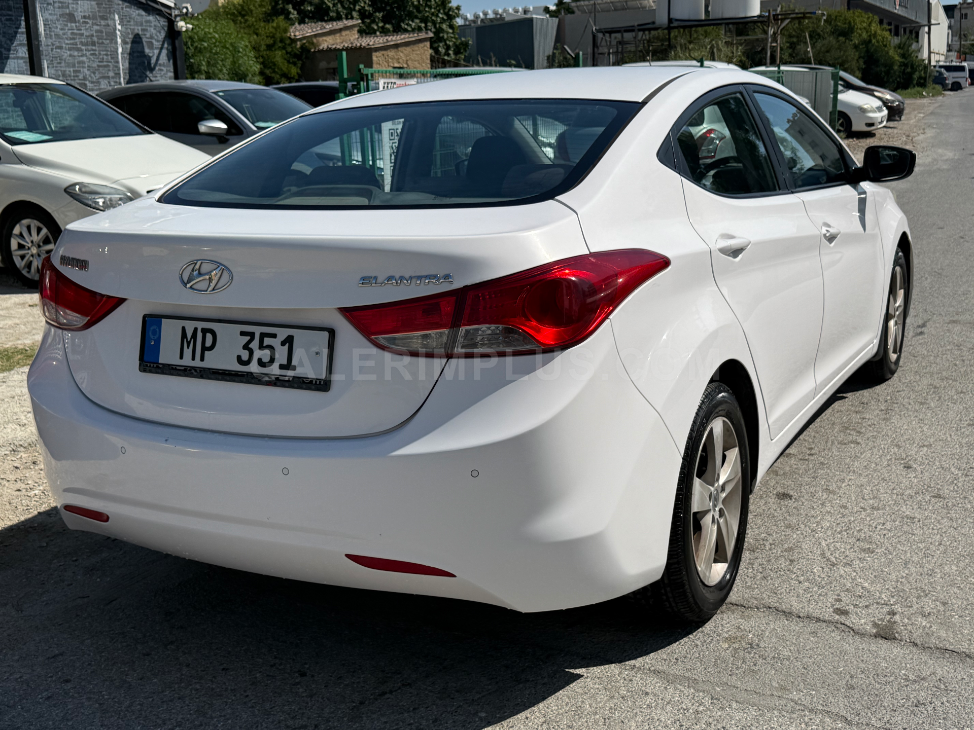 2013 Hyundai Elantra 1.6 MPI 1.6 MPI Lefkoşa Satılık İkinci El | GalerimPlus - Thumbnail 6