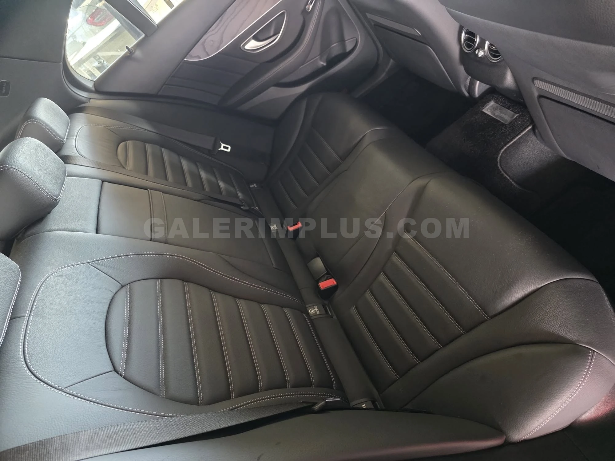 2021 Mercedes-Benz C Serisi C 200 AMG Line C 200 Lefkoşa Satılık İkinci El | GalerimPlus - Thumbnail 6