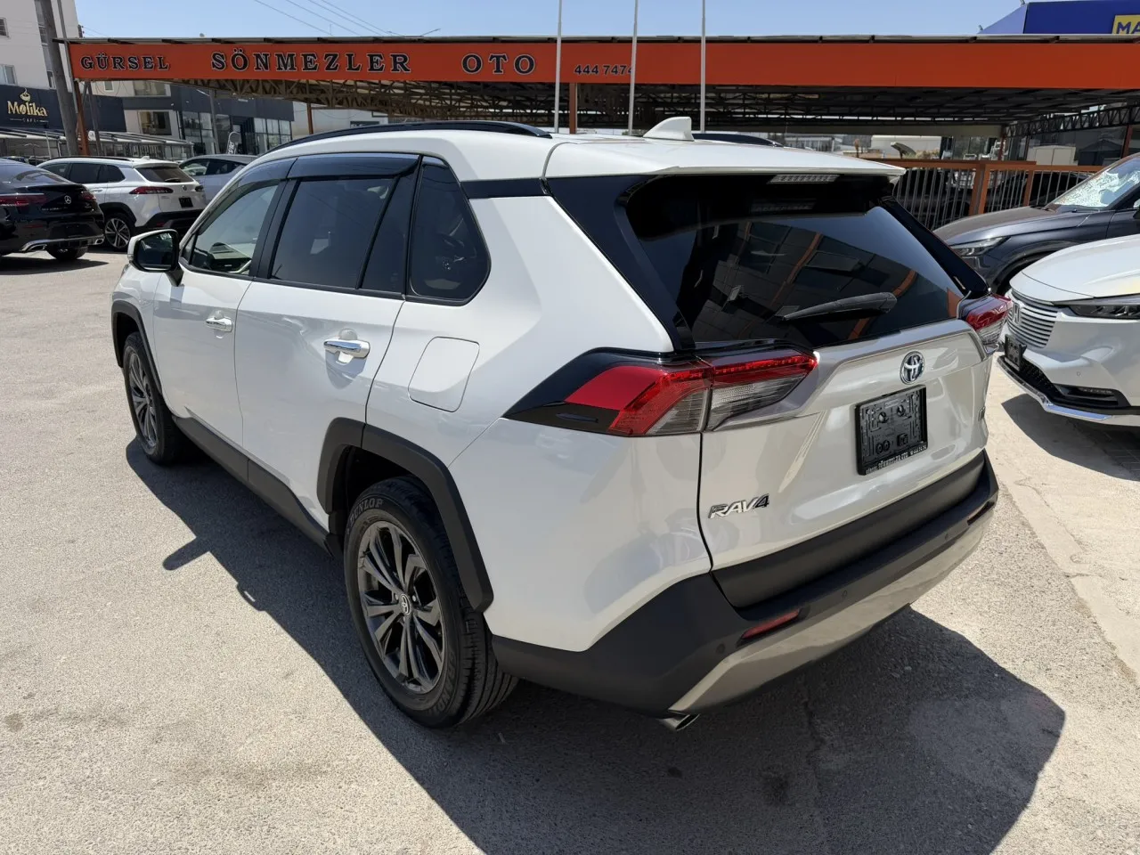 2022 Model Otomatik Toyota RAV4 2.5 Hybrid Lefkoşa Satılık İkinci El | GalerimPlus - Thumbnail 2