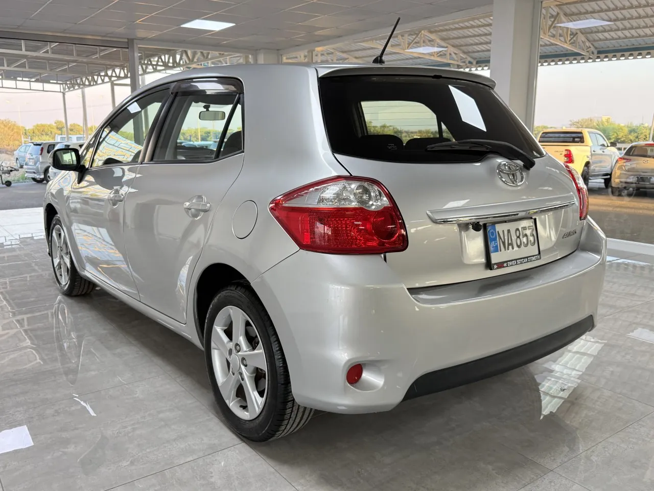 2012 Model Otomatik Toyota Auris 1.5 S Lefkoşa Satılık İkinci El | GalerimPlus - Thumbnail 5