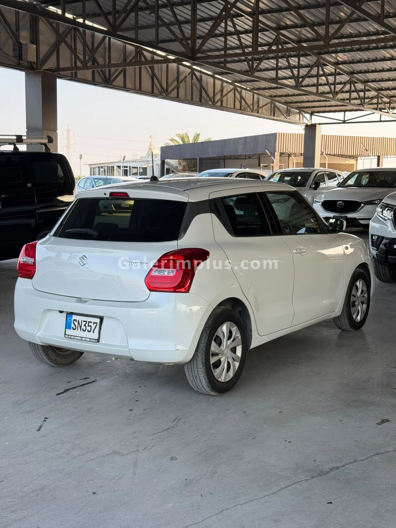 2017 Model Otomatik Suzuki Swift 1.2 Gazimağusa Satılık İkinci El | GalerimPlus - Thumbnail 4