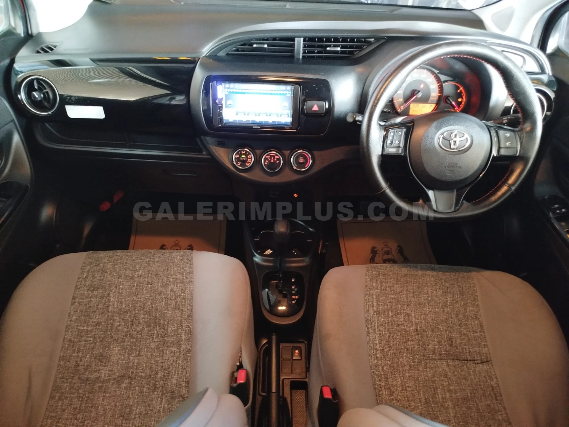 2019 Toyota Vitz 1.0 i 12V 1.0 i 12V Lefkoşa Satılık İkinci El | GalerimPlus - Thumbnail 5
