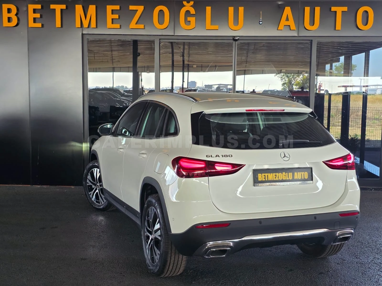 2026 Mercedes-Benz GLA 180 180 Lefkoşa Satılık İkinci El | GalerimPlus - Thumbnail 3