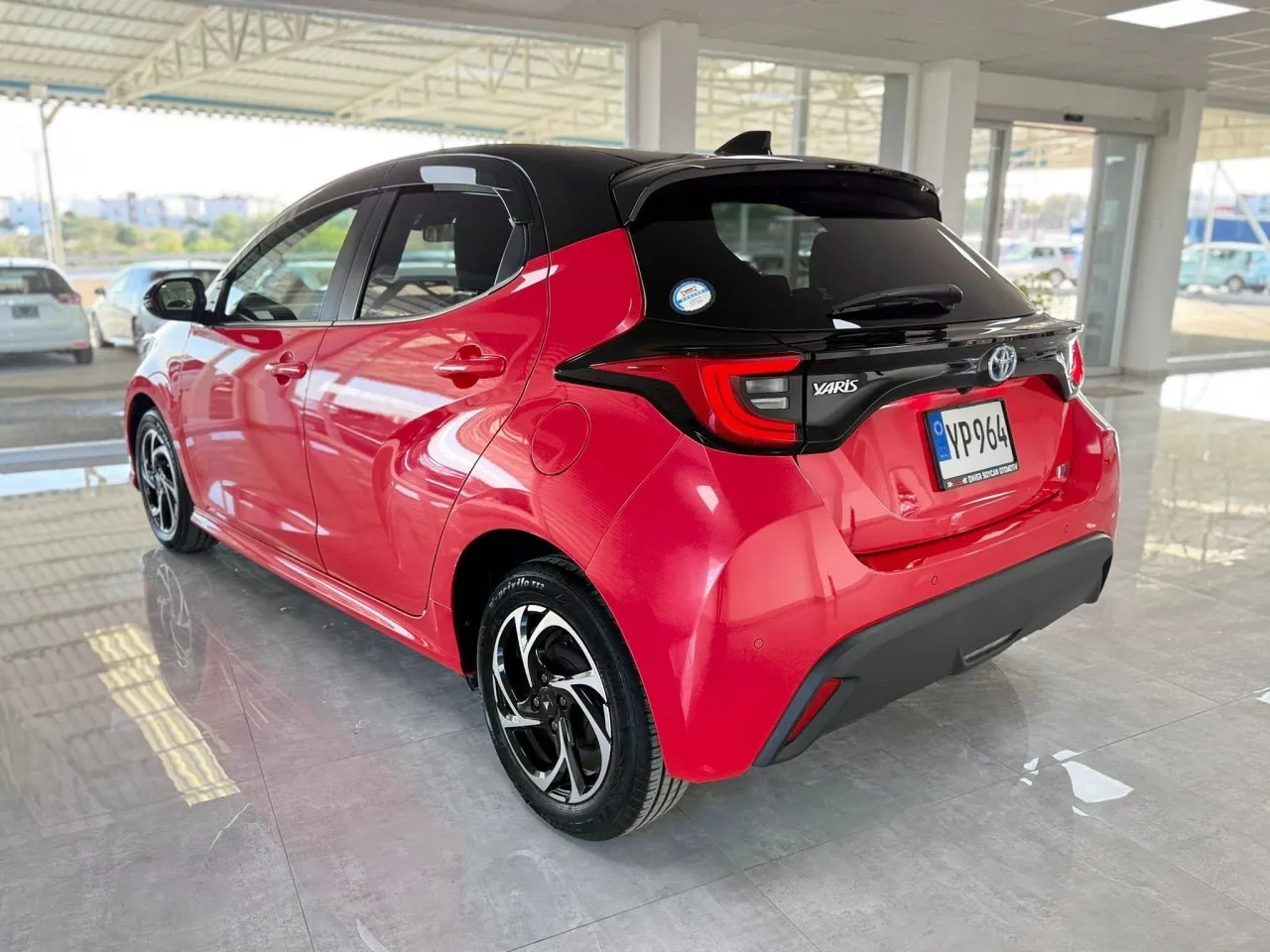 2021 Model Otomatik Toyota Yaris 1.5 Hybrid Lefkoşa Satılık İkinci El | GalerimPlus - Thumbnail 5